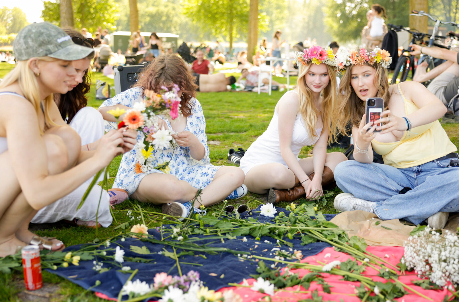 Once the flower crowns are finished, everyone takes selfies