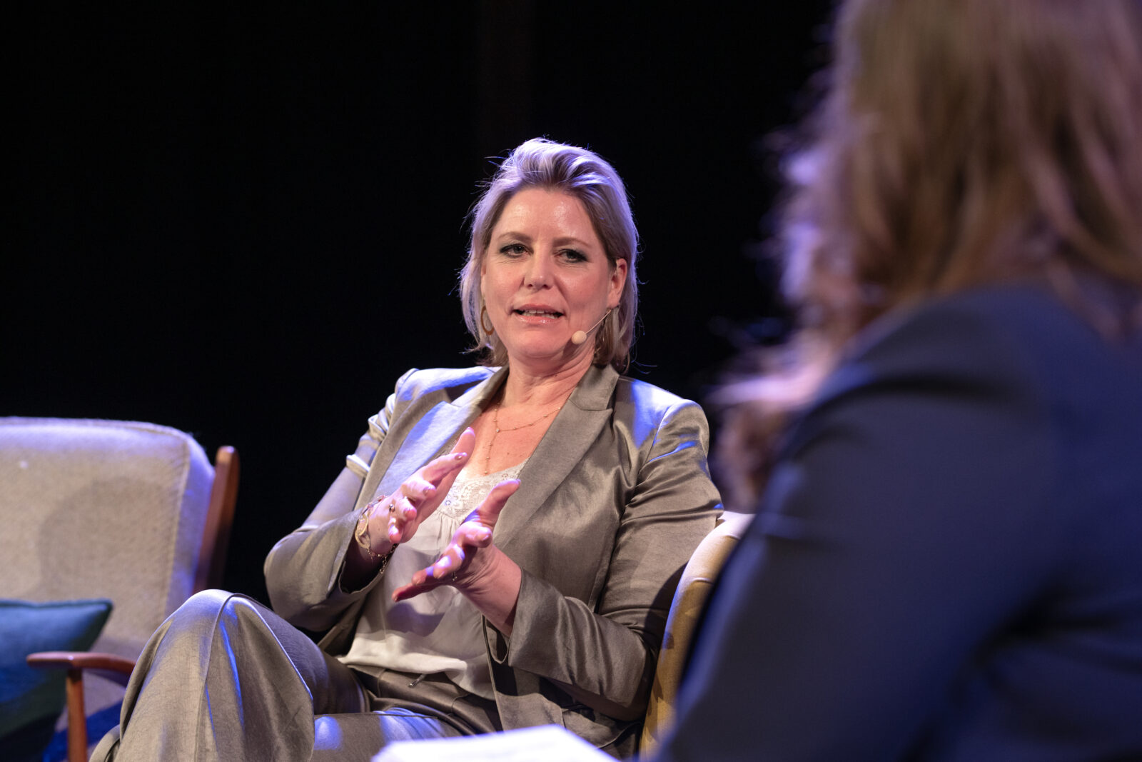 Minister Rianne Letschert van Onderwijs in gesprek