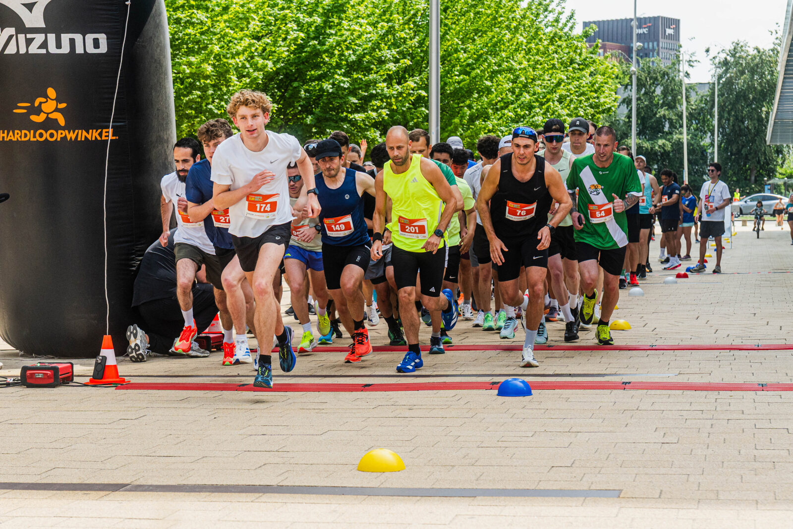 Vertrek bij de start van de 5 kilometer